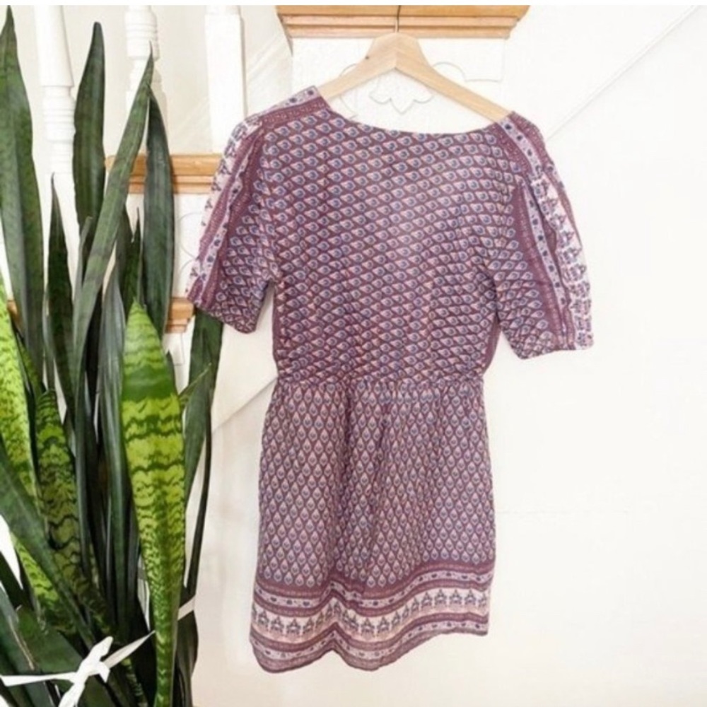 Urban Outfitters V-neck patterned mini dress S